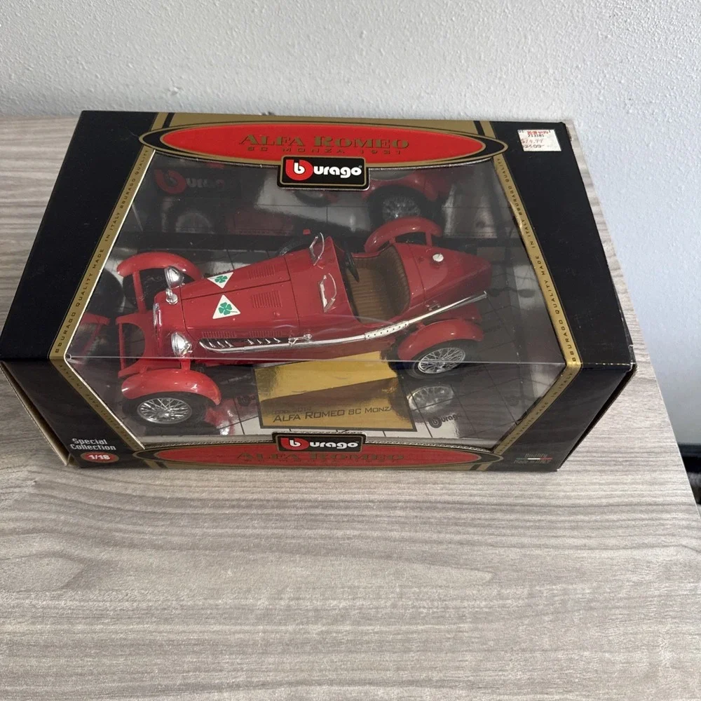 Bburago Red 1931 Alfa Romeo 8C Monza Die Cast 1:18 New in Box Collectible Toy
